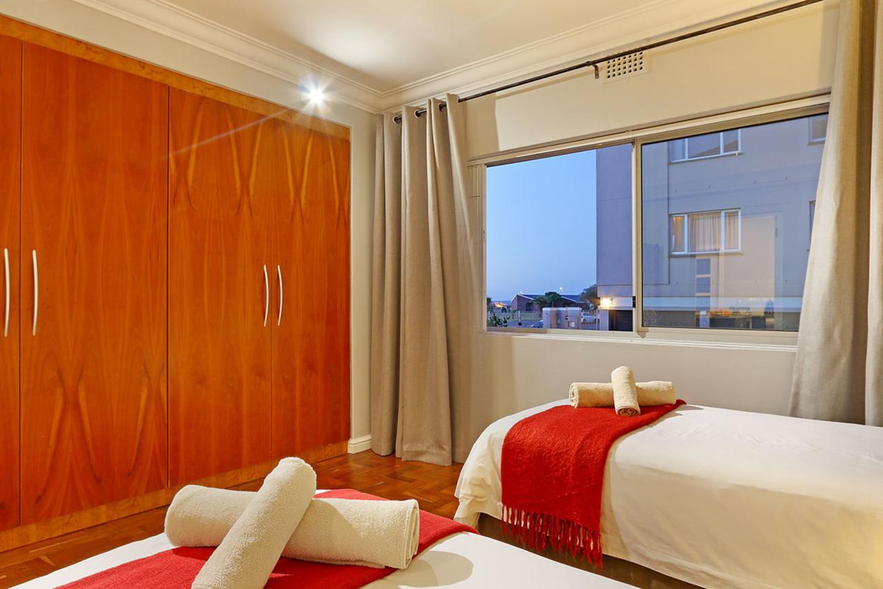 Afribode'S Adenium Beachfront Cape Town Exterior photo
